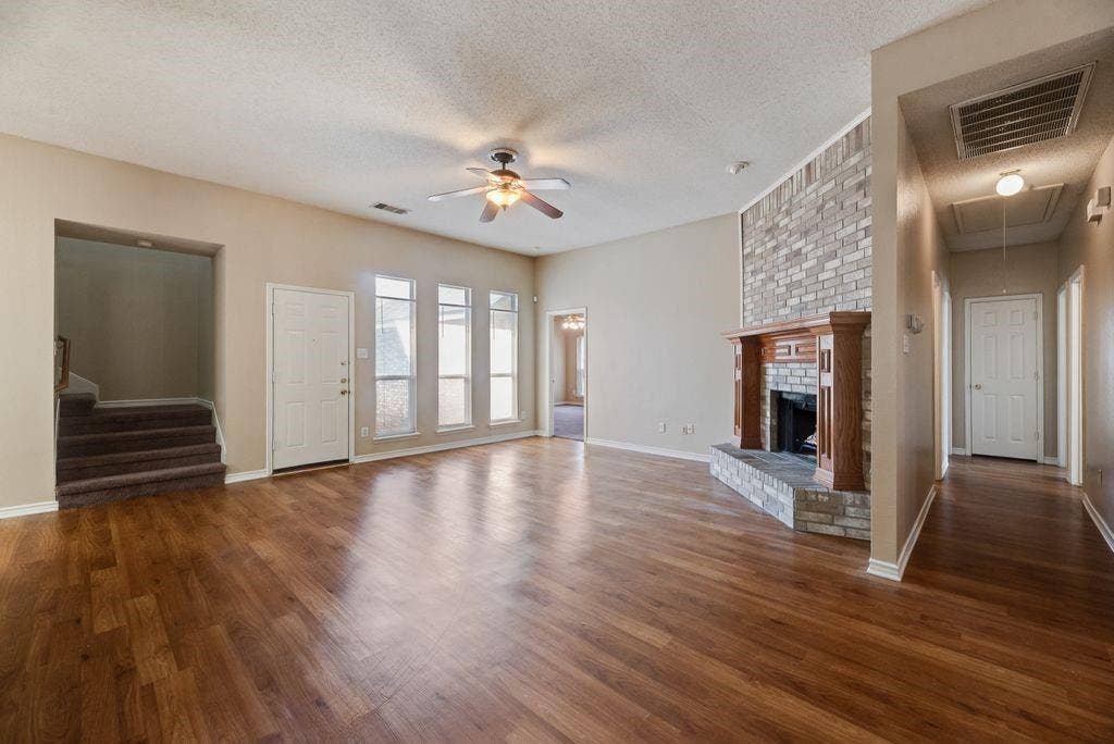 1557 Aberdeen Drive, Lancaster, TX 75134 1557 Aberdeen Drive, Lancaster, TX 75134