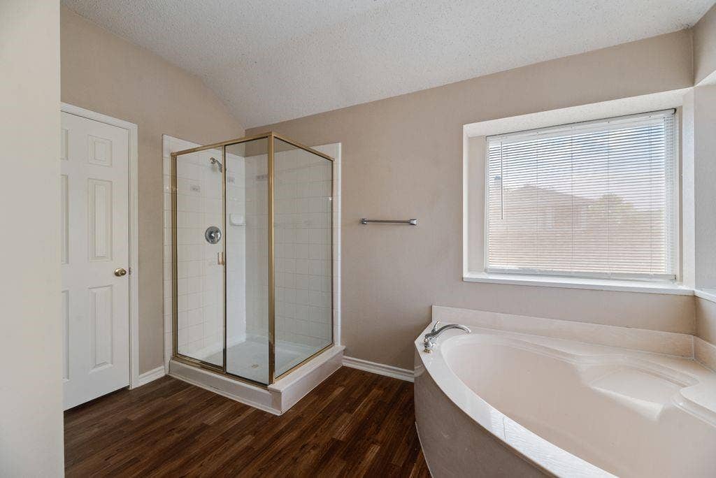 1557 Aberdeen Drive, Lancaster, TX 75134 1557 Aberdeen Drive, Lancaster, TX 75134