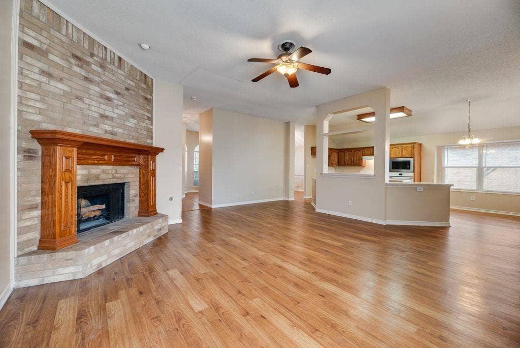 1557 Aberdeen Drive, Lancaster, TX 75134 1557 Aberdeen Drive, Lancaster, TX 75134