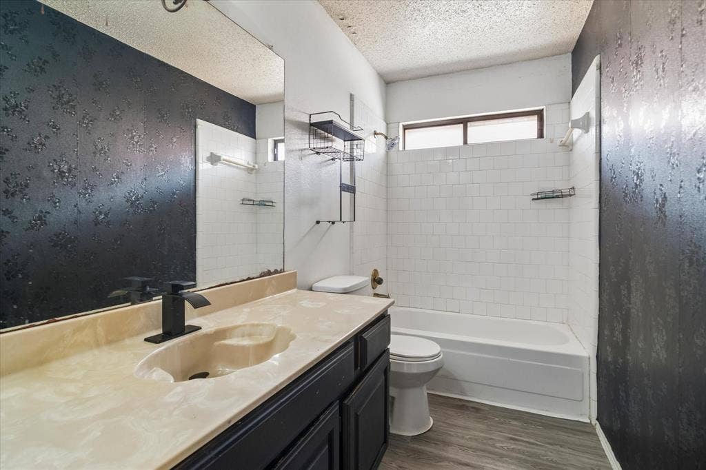 720 Ford Drive, Cedar Hill, TX 75104 720 Ford Drive, Cedar Hill, TX 75104