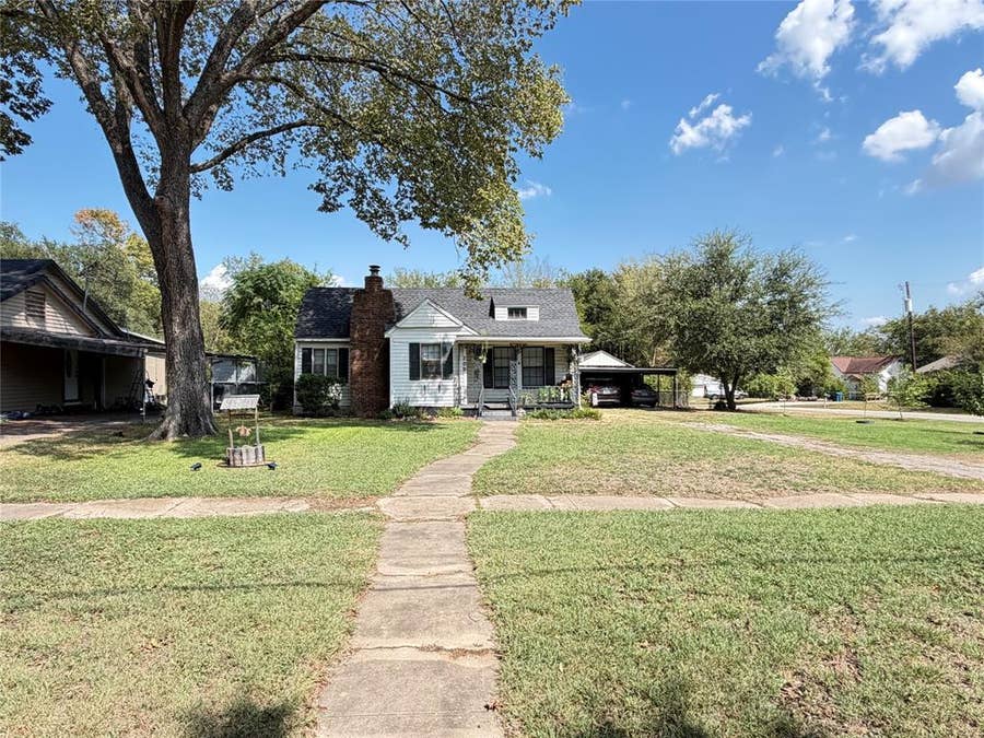 Property photo for 209 S Canton Street, Mexia, TX