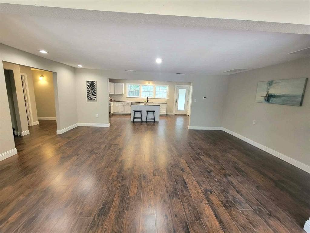 103 W Cayuga Drive, Athens, TX 75751 103 W Cayuga Drive, Athens, TX 75751