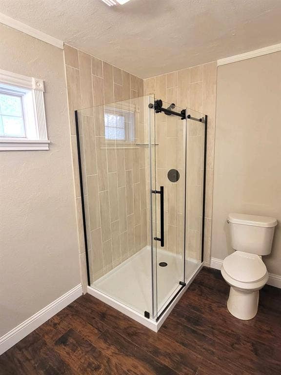103 W Cayuga Drive, Athens, TX 75751 master bath