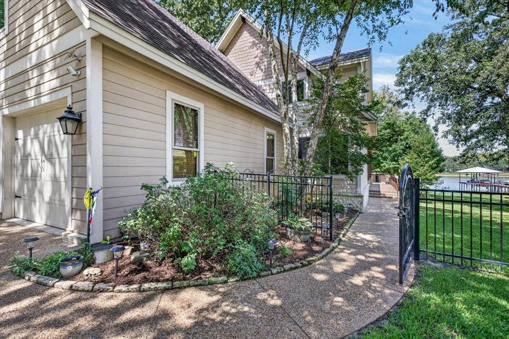 117 Arrowhead Way, Mabank, TX 75156 117 Arrowhead Way, Mabank, TX 75156