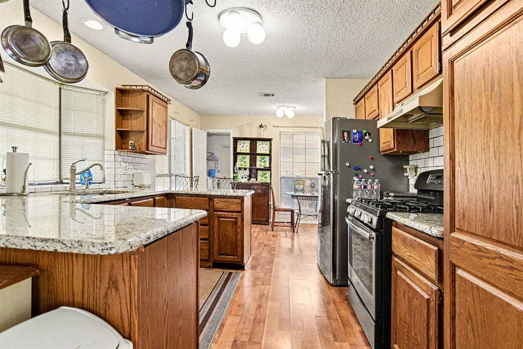 5309 Deep Canyon Drive, Garland, TX 75043 5309 Deep Canyon Drive, Garland, TX 75043