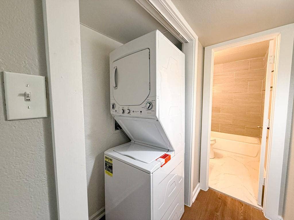 808 Blaylock Drive, #201, Dallas, TX 75203 808 Blaylock Drive, #201, Dallas, TX 75203