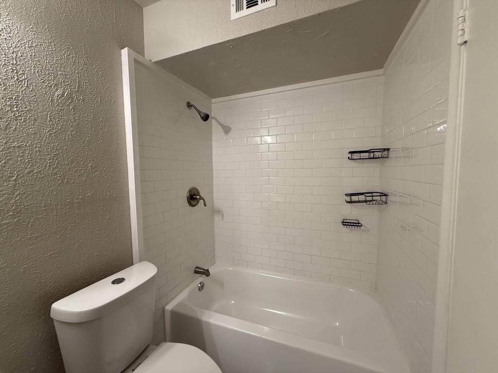 808 Blaylock Drive, #202, Dallas, TX 75203