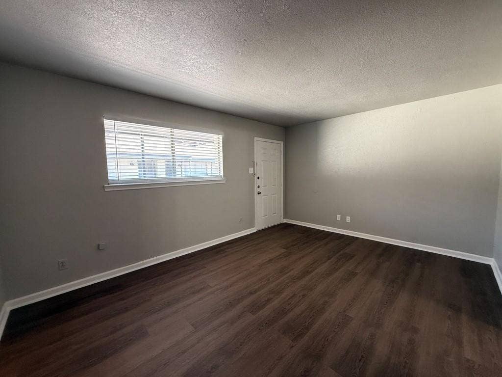 808 Blaylock Drive, #202, Dallas, TX 75203