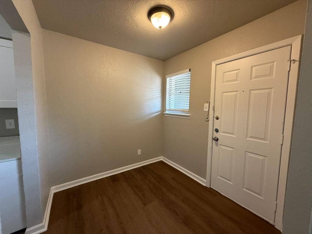 808 Blaylock Drive, #202, Dallas, TX 75203