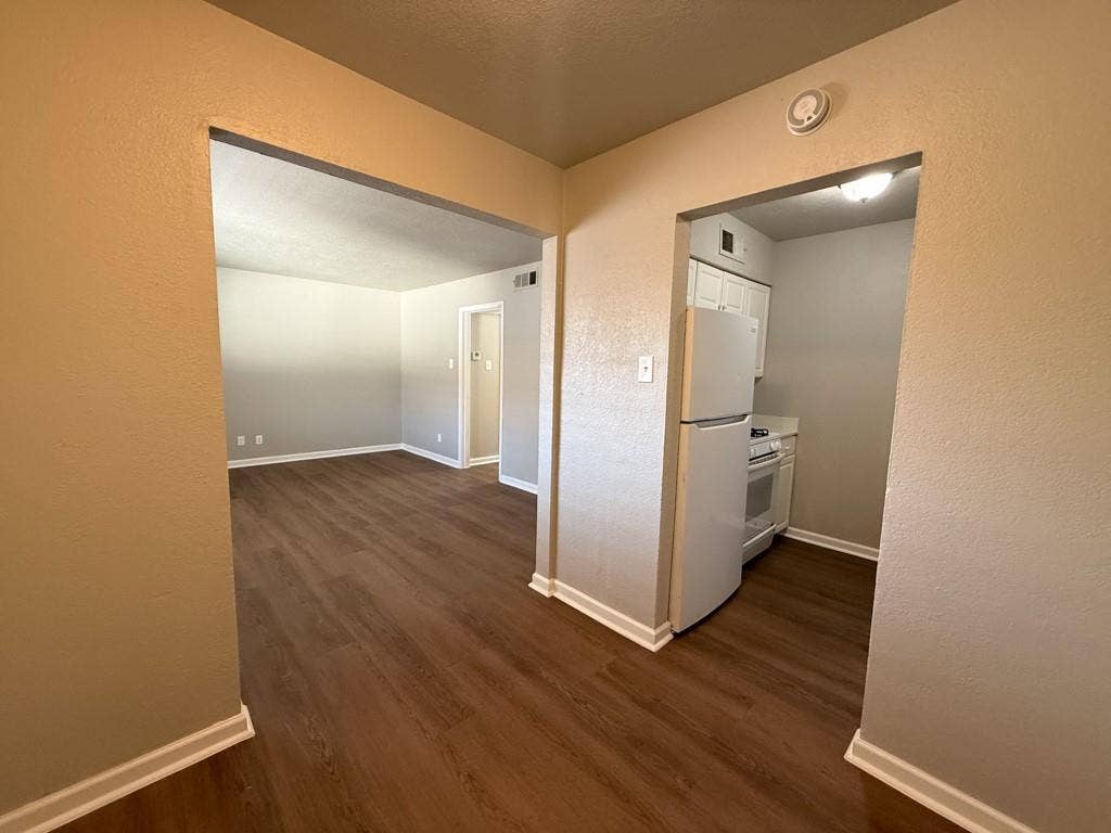 808 Blaylock Drive, #202, Dallas, TX 75203