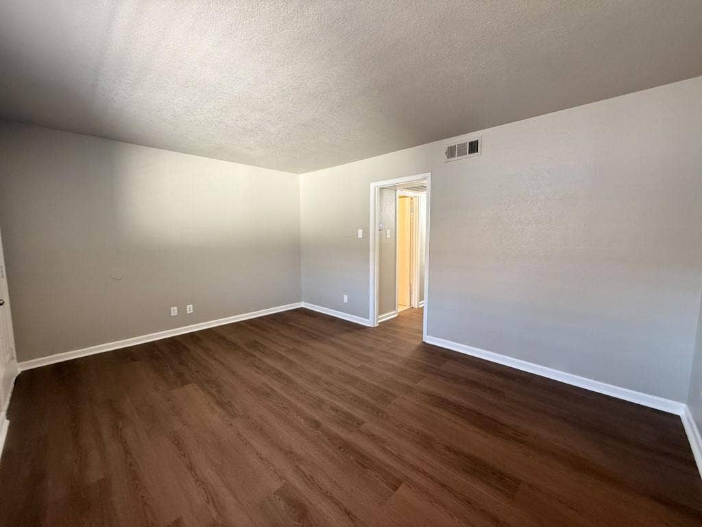 808 Blaylock Drive, #202, Dallas, TX 75203