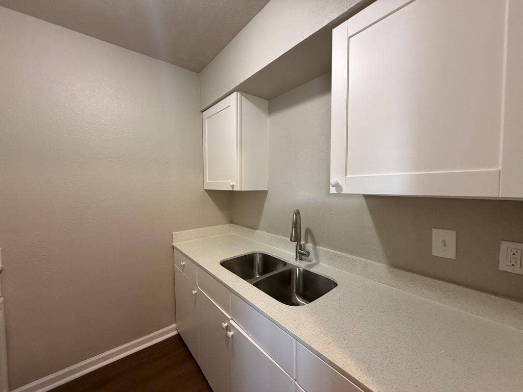 808 Blaylock Drive, #202, Dallas, TX 75203
