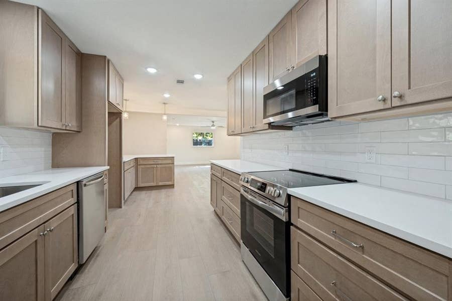 Property photo for 6904 Jewell Avenue, Fort Worth, TX