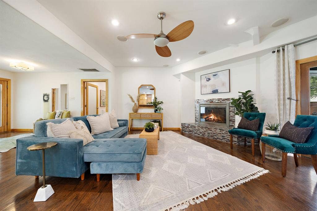 10412 Silverock Drive, Dallas, TX 75218