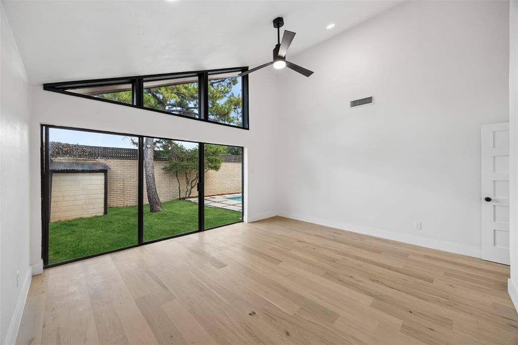 3704 Millswood Drive, Irving, TX 75062 3704 Millswood Drive, Irving, TX 75062