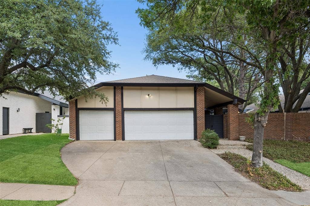 3704 Millswood Drive, Irving, TX 75062 3704 Millswood Drive, Irving, TX 75062