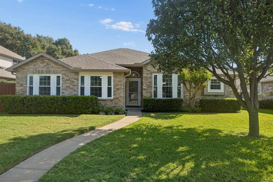 Property photo for 2722 Covington Drive, Garland, TX
