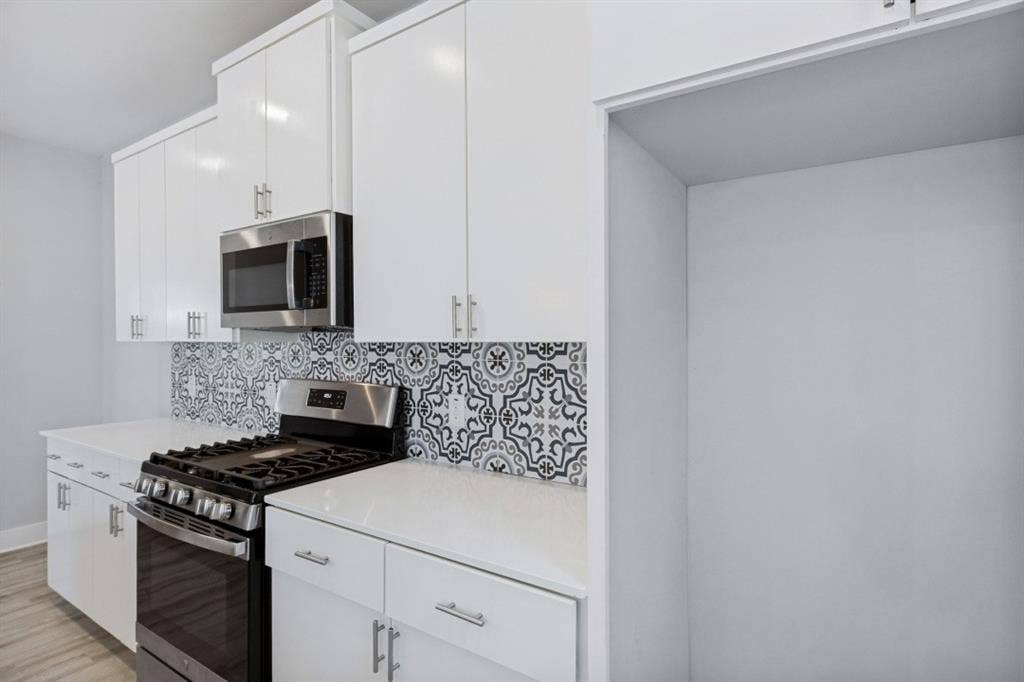 1042 Rosemont Street, #2, Austin, TX 78723 1042 Rosemont Street, #2, Austin, TX 78723
