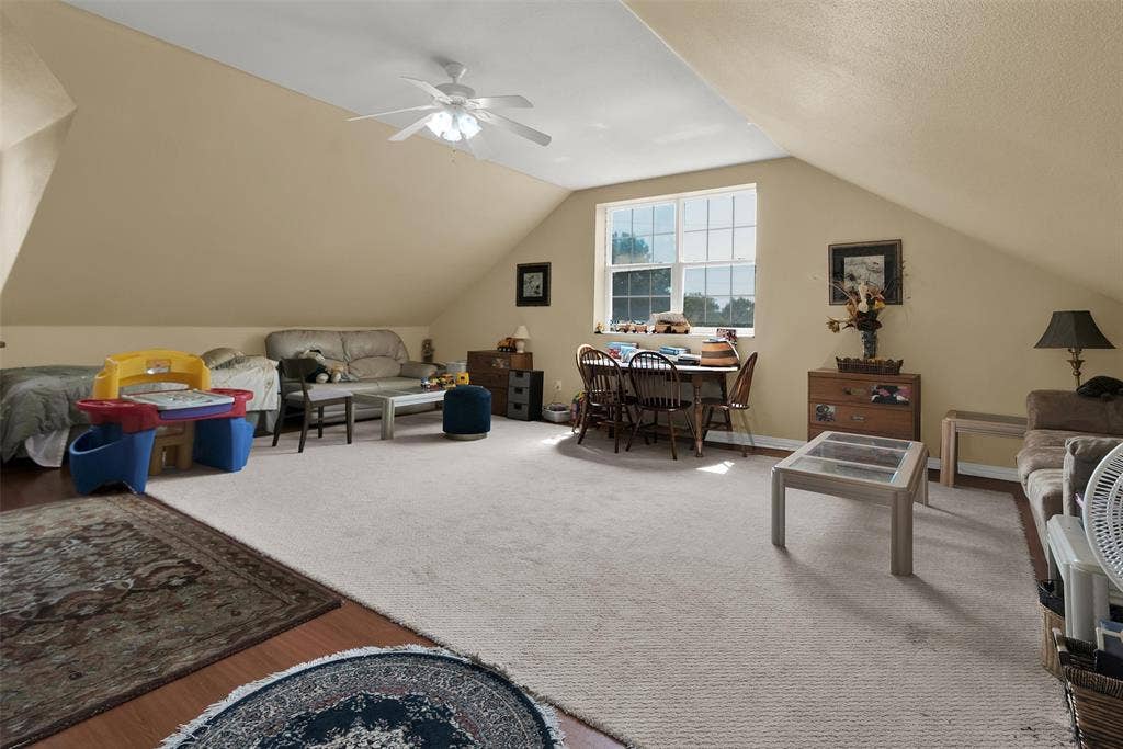 2720 Oates Drive, Mesquite, TX 75150 2720 Oates Drive, Mesquite, TX 75150