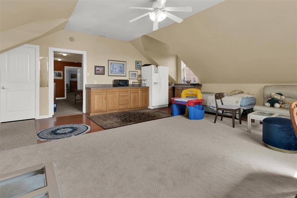 2720 Oates Drive, Mesquite, TX 75150 2720 Oates Drive, Mesquite, TX 75150