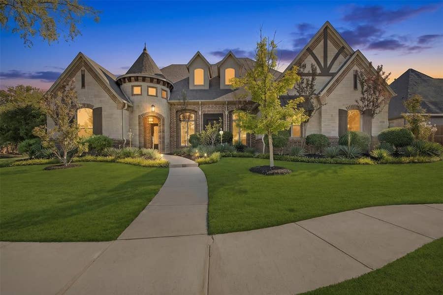 Property photo for 2624 Lake Shore Drive, Keller, TX