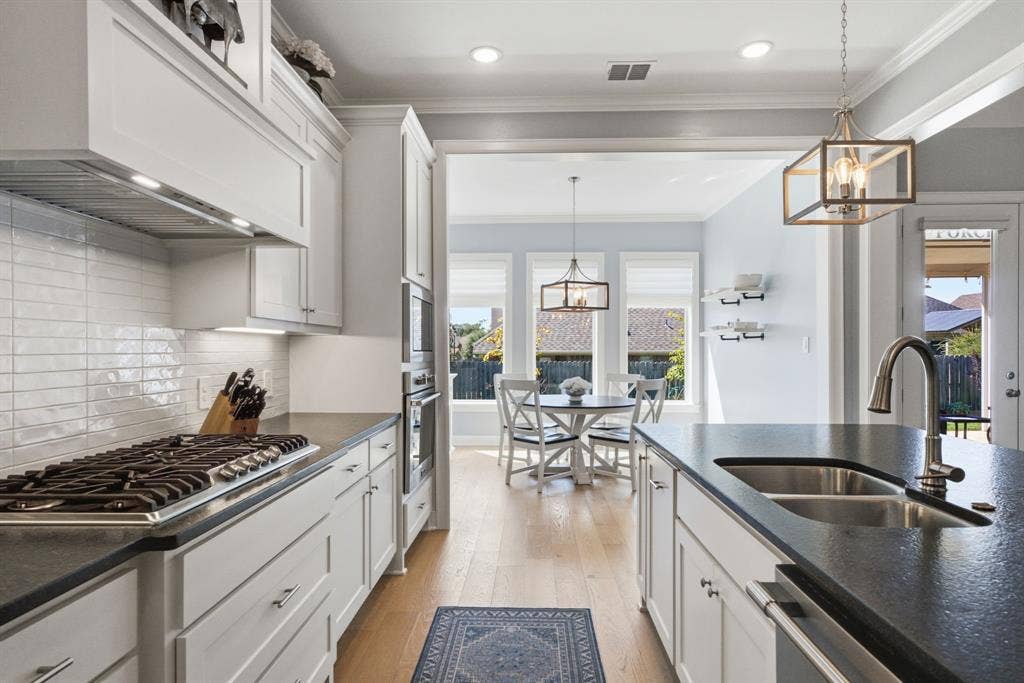 7271 Rolling Acres Place, Tyler, TX 75707 7271 Rolling Acres Place, Tyler, TX 75707