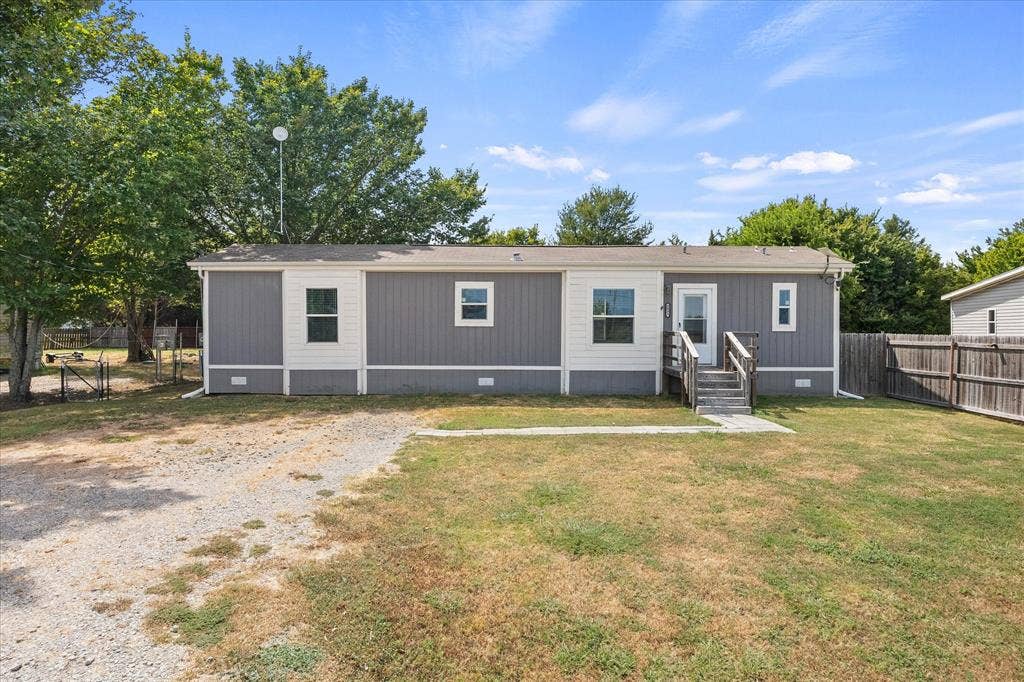 2995 County Road 1063, Farmersville, TX 75442 2995 County Road 1063, Farmersville, TX 75442