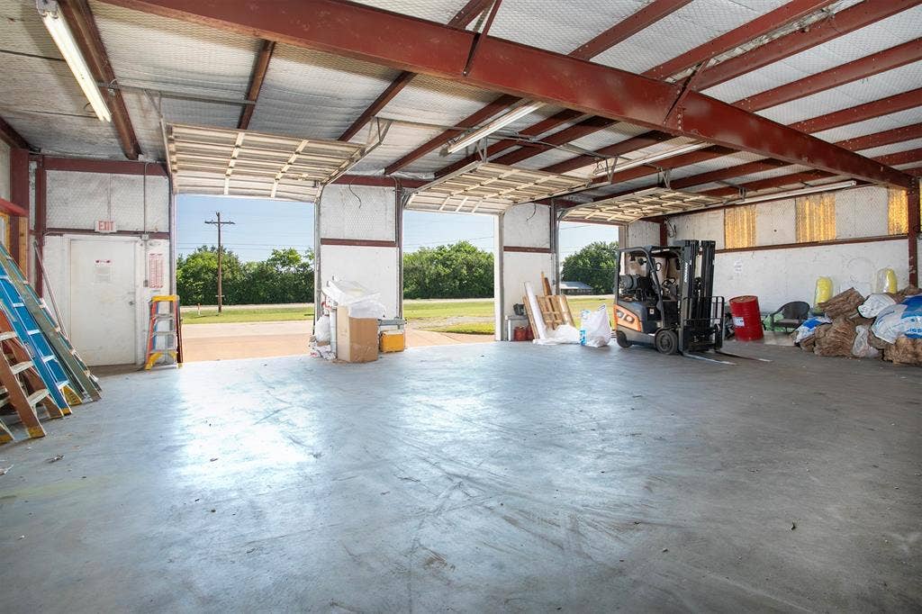 15393 State Highway 64, Tyler, TX 75704 15393 State Highway 64, Tyler, TX 75704