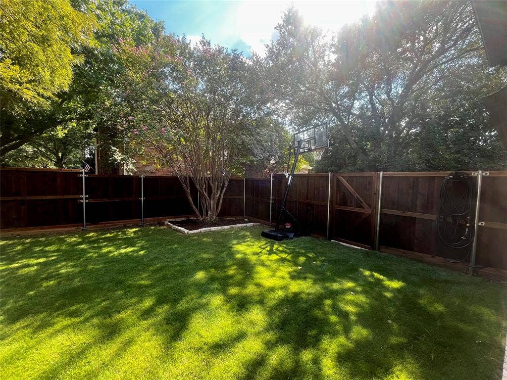 4100 Burnhill Drive, Plano, TX 75024 Plenty of room to play