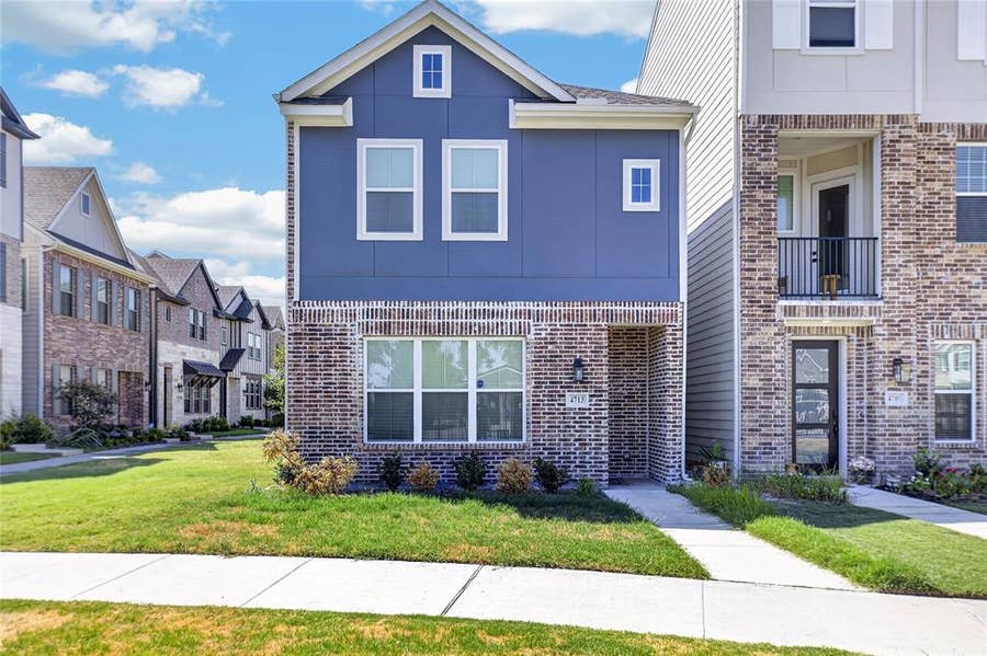 Property photo for 4713 Craymore Road, Dallas, TX