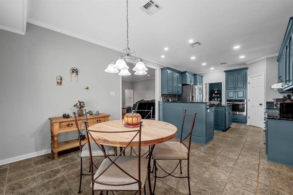 2324 Paddington Way, Waco, TX 76655 2324 Paddington Way, Waco, TX 76655
