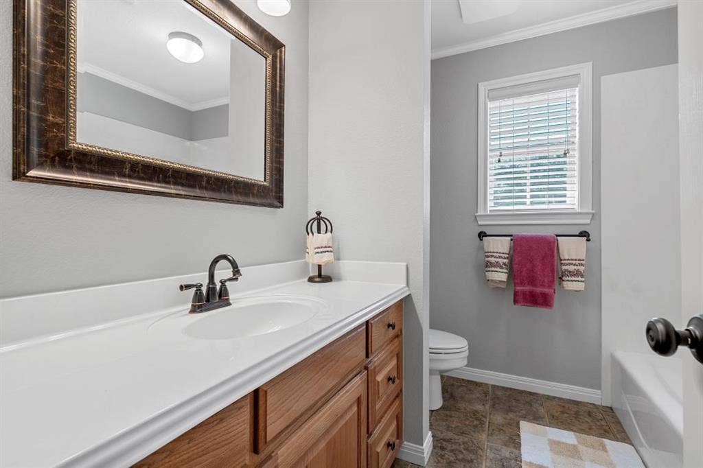 2324 Paddington Way, Waco, TX 76655 2324 Paddington Way, Waco, TX 76655