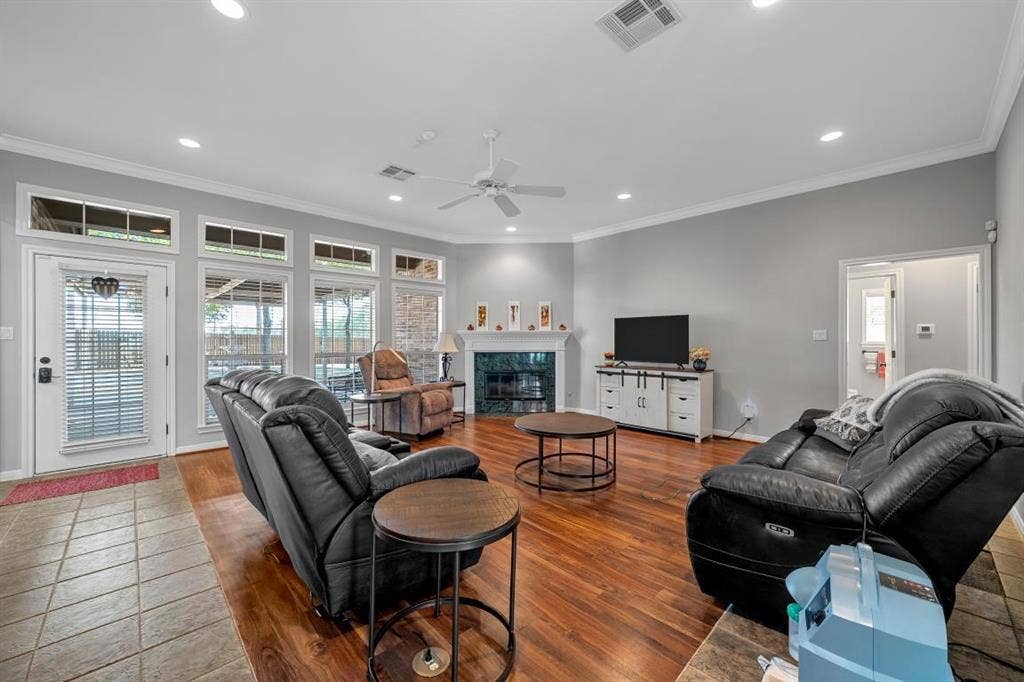 2324 Paddington Way, Waco, TX 76655 2324 Paddington Way, Waco, TX 76655