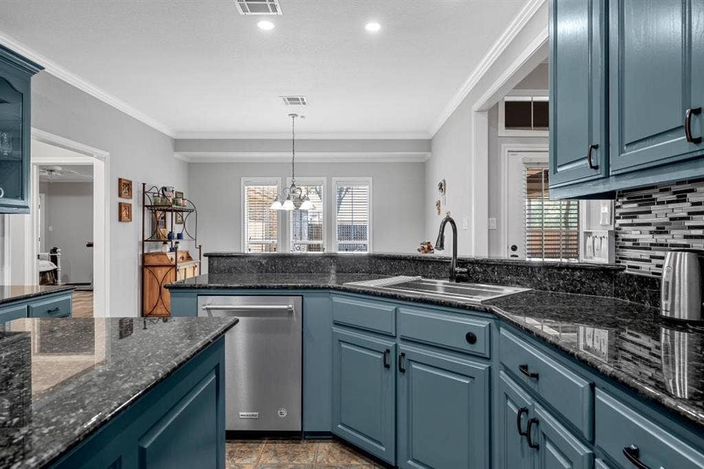 2324 Paddington Way, Waco, TX 76655 2324 Paddington Way, Waco, TX 76655