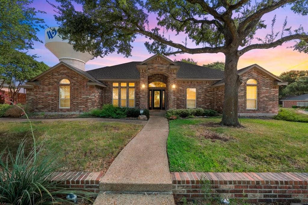 2324 Paddington Way, Waco, TX 76655 2324 Paddington Way, Waco, TX 76655