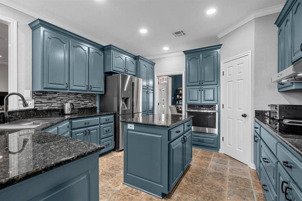 2324 Paddington Way, Waco, TX 76655 2324 Paddington Way, Waco, TX 76655