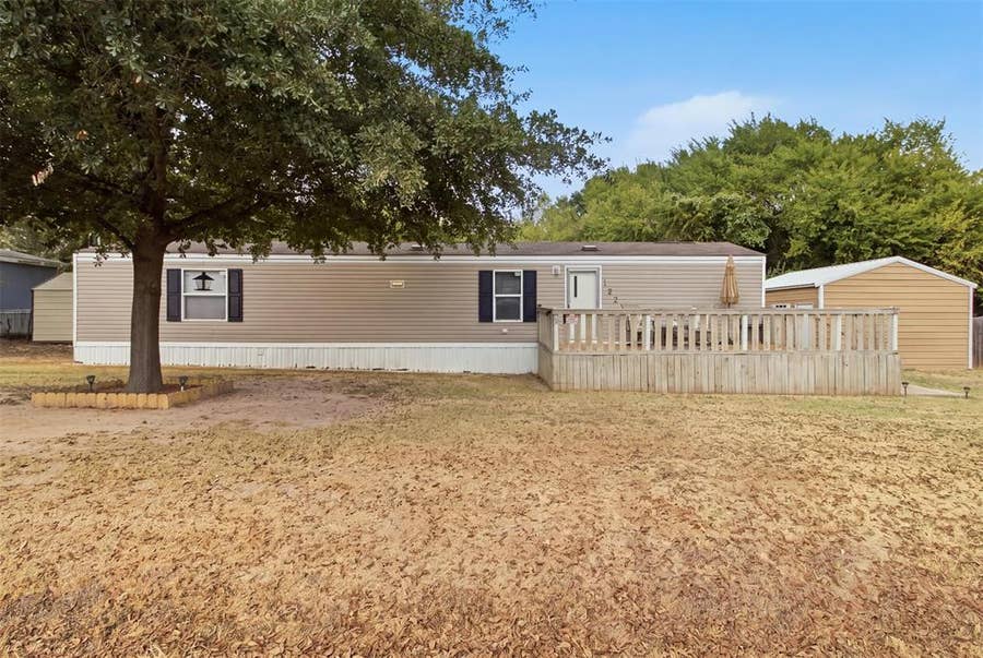 Property photo for 182 Big Chief Drive, Gun Barrel City, TX