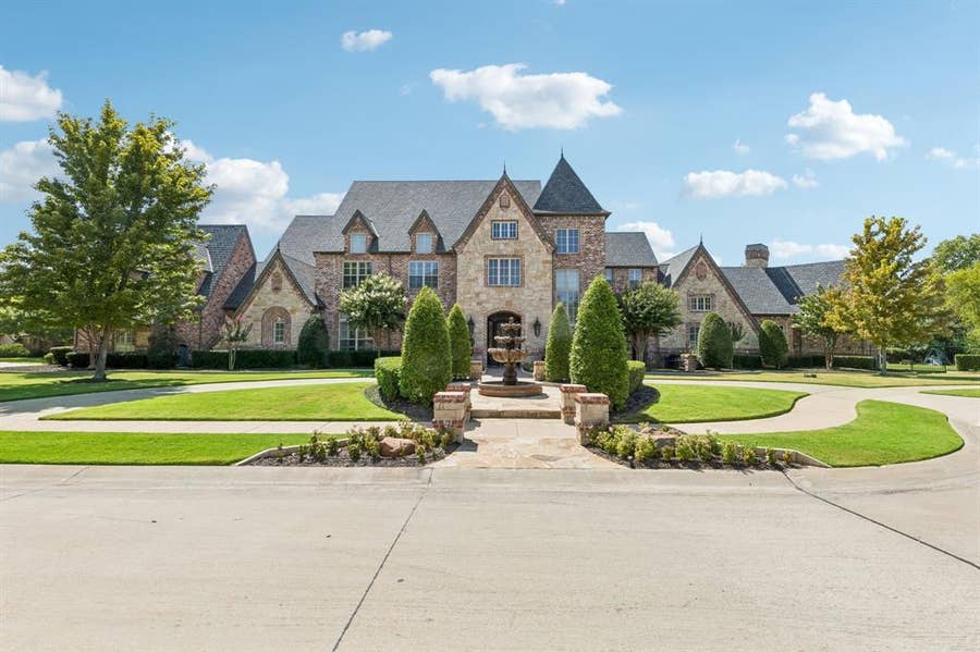 Property photo for 6900 Rockingham Court, Colleyville, TX