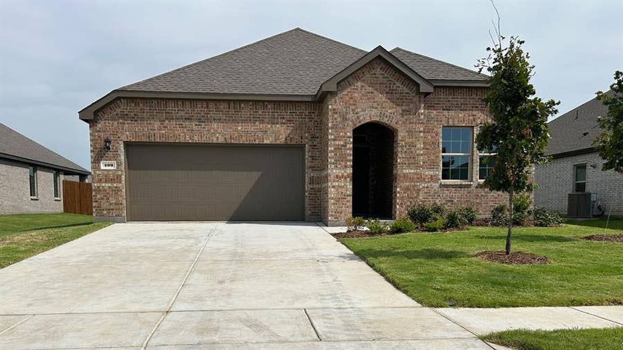 Property photo for 409 Carthage Street, Caddo Mills, TX
