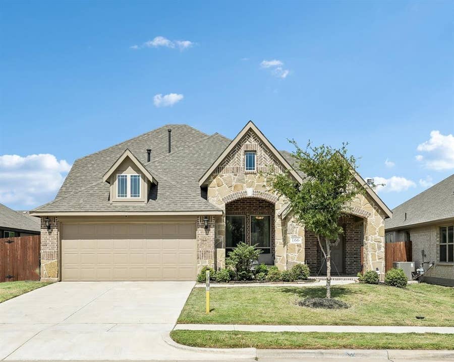 Property photo for 166 Martinique Drive, Lancaster, TX