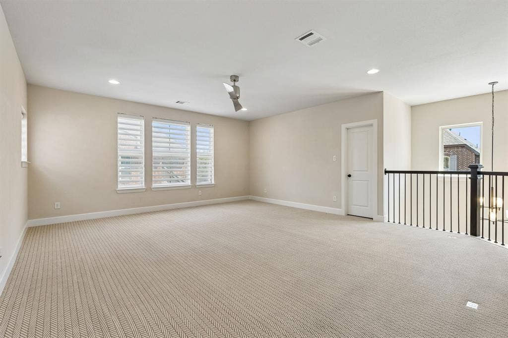 8615 Thorbrush Place, Dallas, TX 75238 8615 Thorbrush Place, Dallas, TX 75238