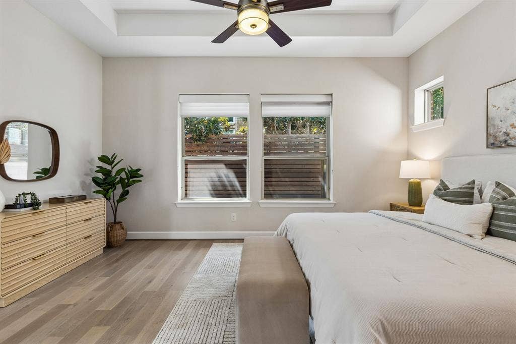 8615 Thorbrush Place, Dallas, TX 75238 8615 Thorbrush Place, Dallas, TX 75238