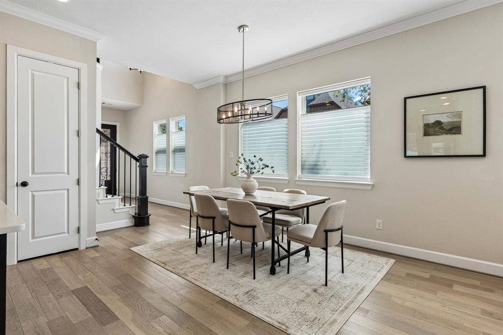 8615 Thorbrush Place, Dallas, TX 75238 8615 Thorbrush Place, Dallas, TX 75238