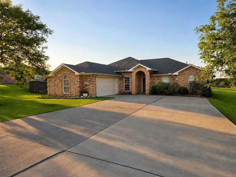 Property photo for 105 Hillside Drive, Celina, TX