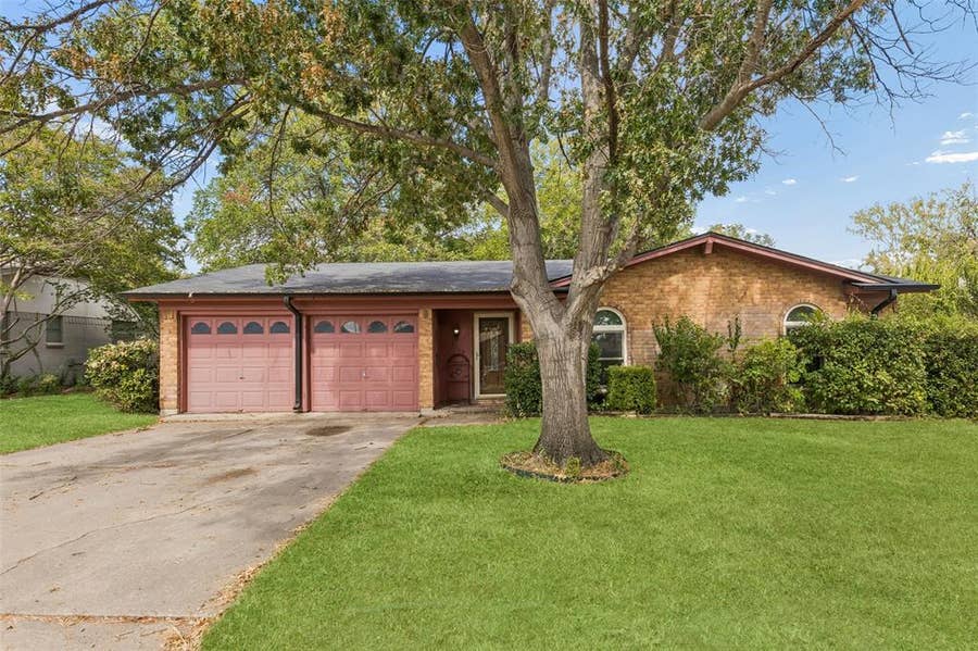 Property photo for 2508 Denbury Drive, Fort Worth, TX