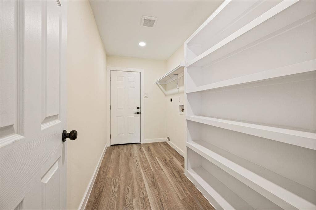 1003 Summit Circle, Carrollton, TX 75006 1003 Summit Circle, Carrollton, TX 75006