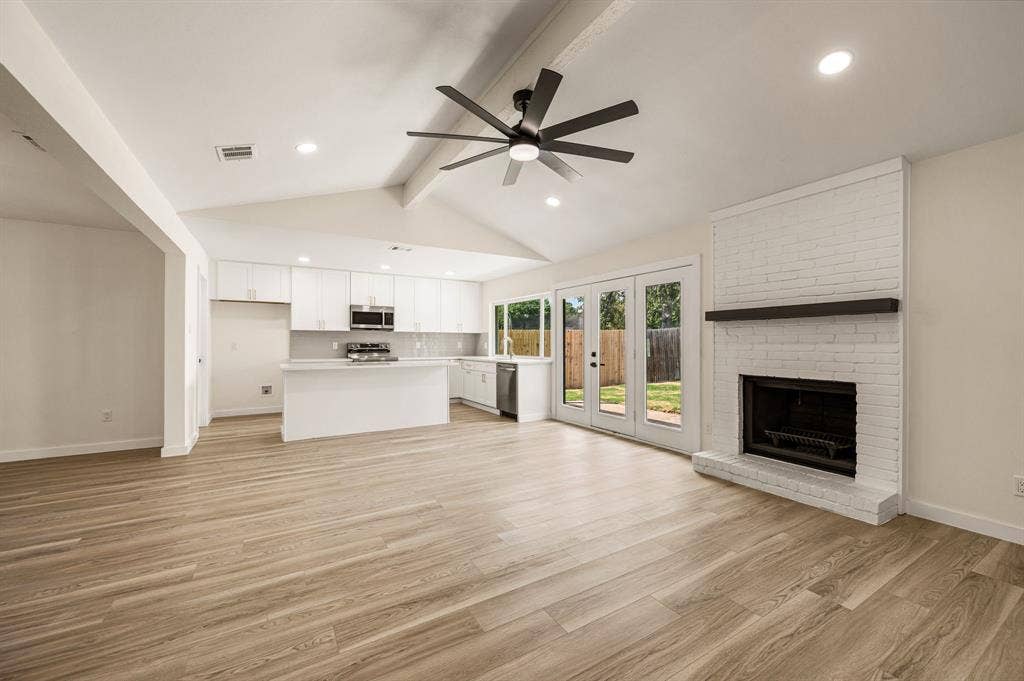 1003 Summit Circle, Carrollton, TX 75006 1003 Summit Circle, Carrollton, TX 75006