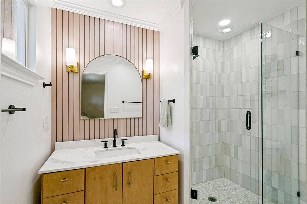 2736 Grandview Drive, Plano, TX 75075 2736 Grandview Drive, Plano, TX 75075