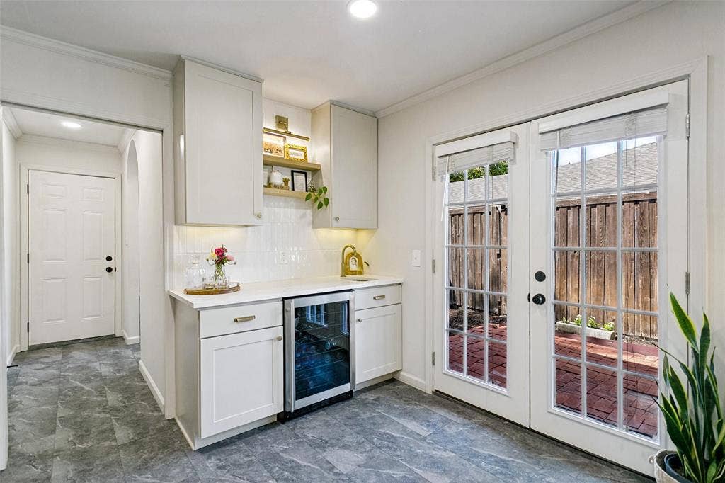 2736 Grandview Drive, Plano, TX 75075 2736 Grandview Drive, Plano, TX 75075