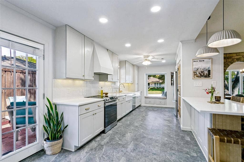 2736 Grandview Drive, Plano, TX 75075 2736 Grandview Drive, Plano, TX 75075